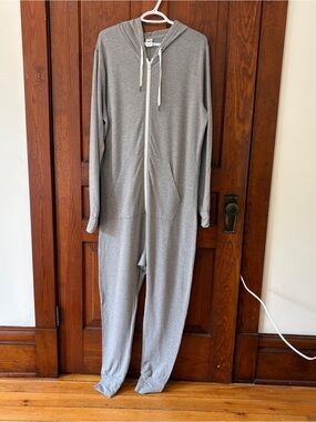 Men’s Smash + Tess Heather Gray Zip Hoodie Romper - M